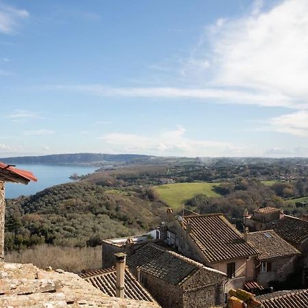 La Terrazza Nel Borgo Apartment Bracciano  Exterior photo